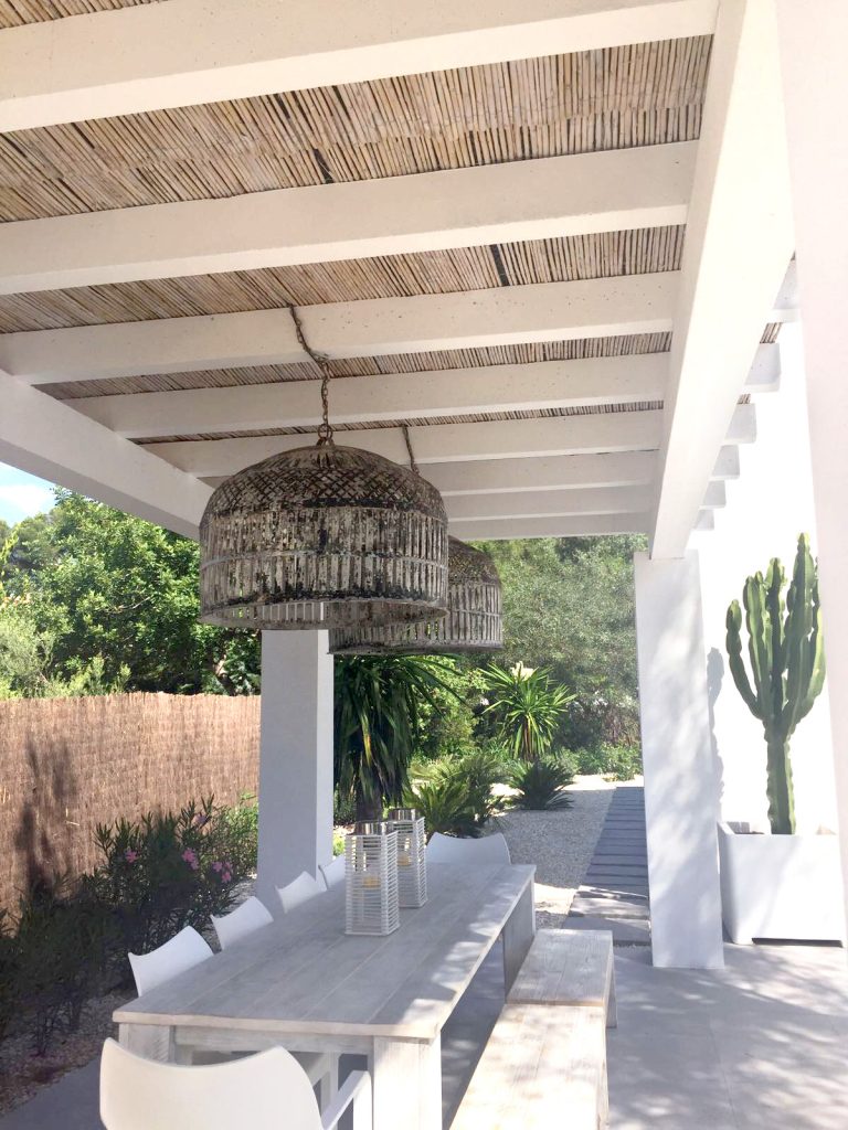 Cubierta con cañizo en pérgola ibicenca