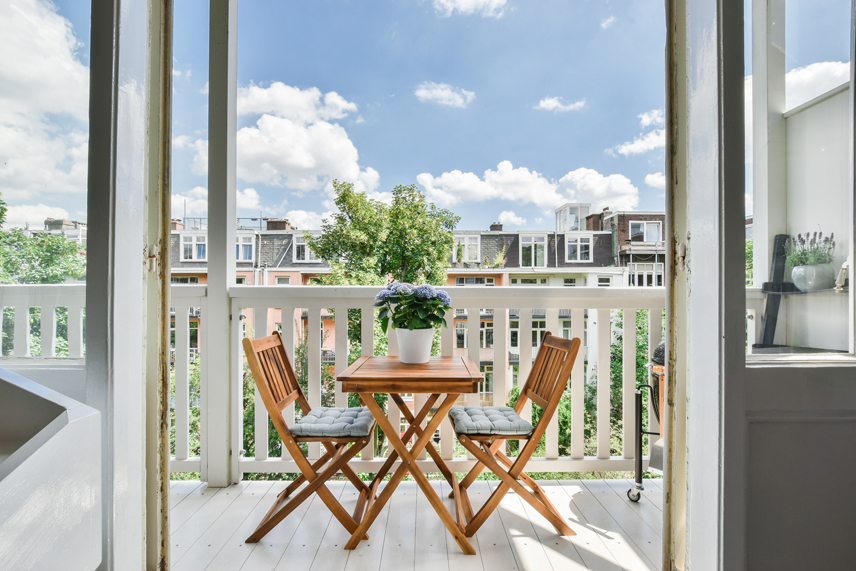 Sacar partido a tu terraza con muebles plegables.